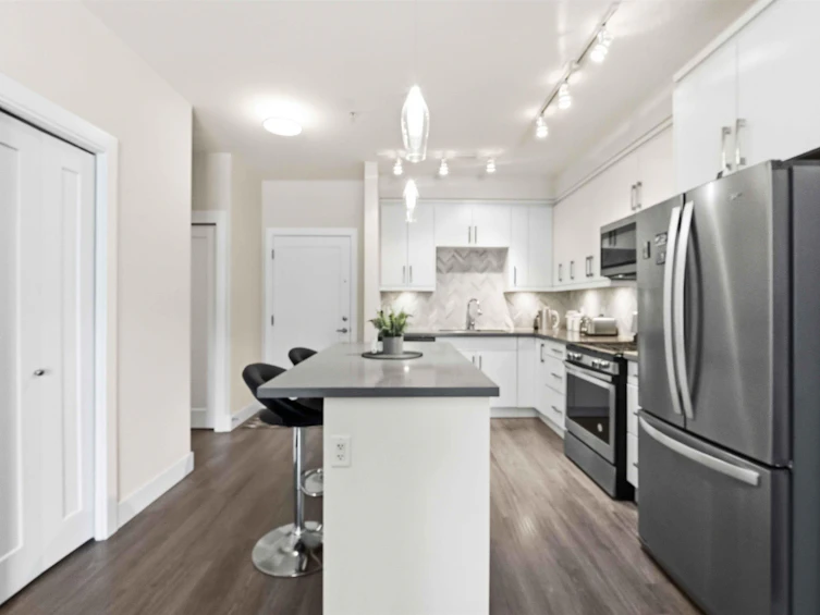309-14605 Mcdougall Drive, Surrey, BC, V4P 0G7 - 16