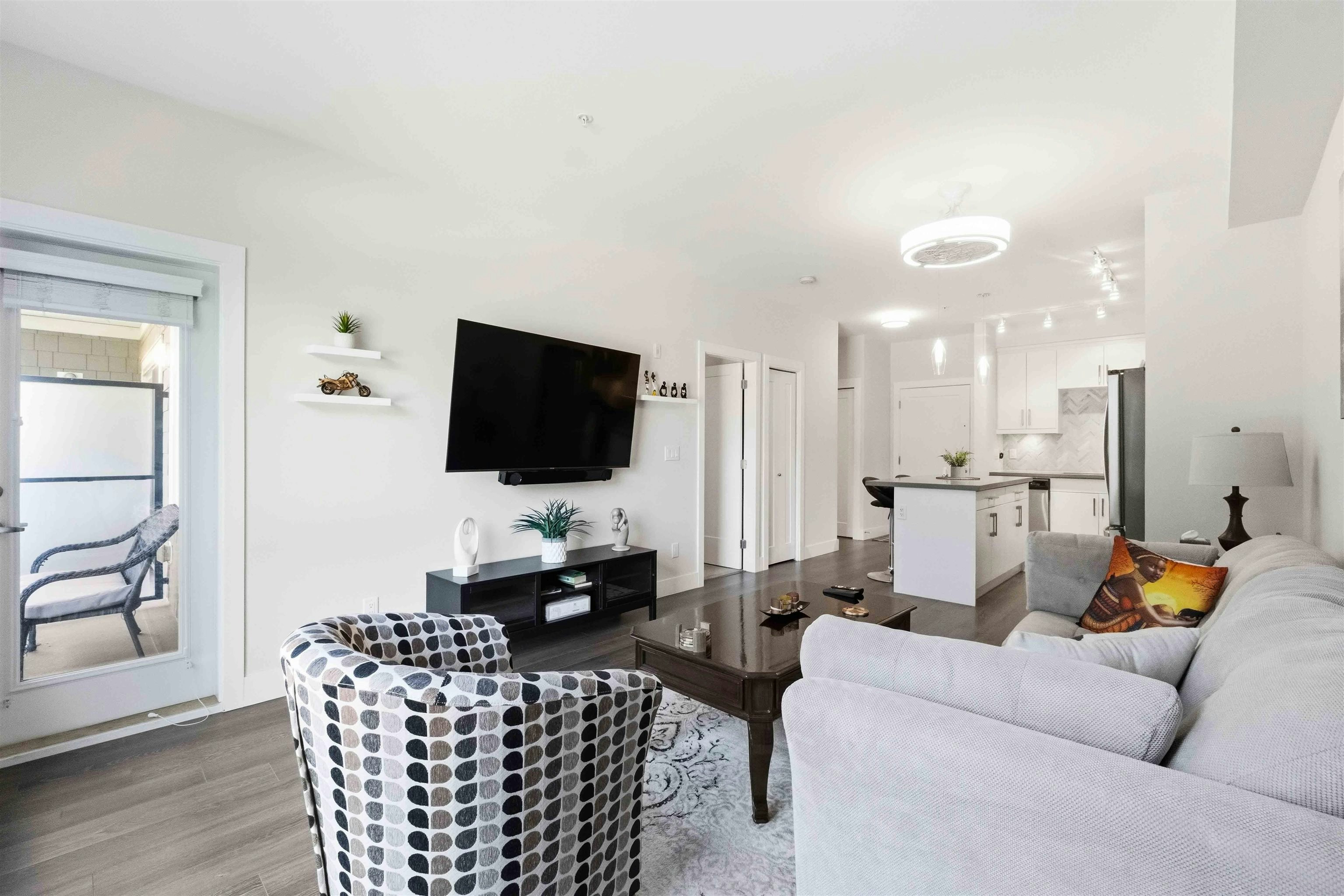 309-14605 Mcdougall Drive, Surrey, BC, V4P 0G7 - 19
