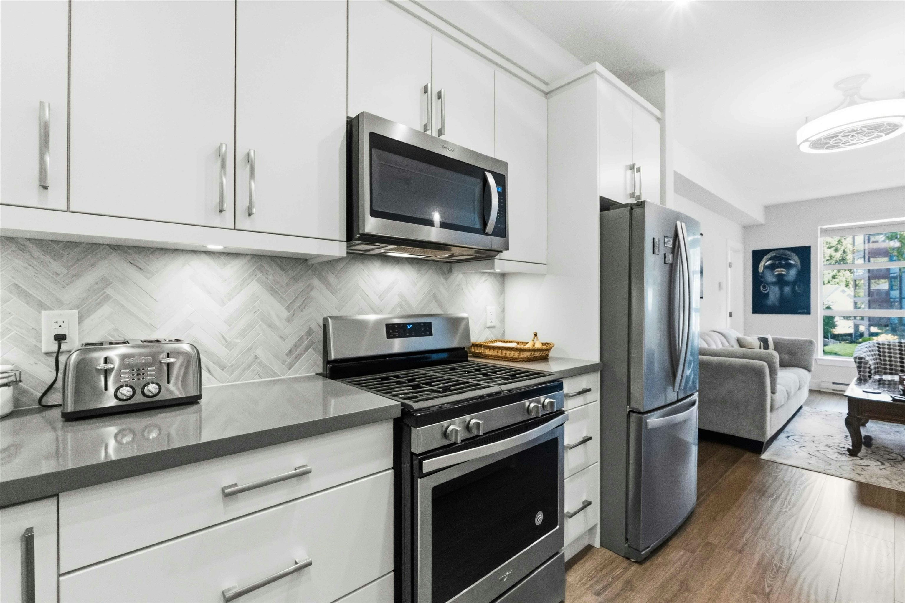 309-14605 Mcdougall Drive, Surrey, BC, V4P 0G7 - 22