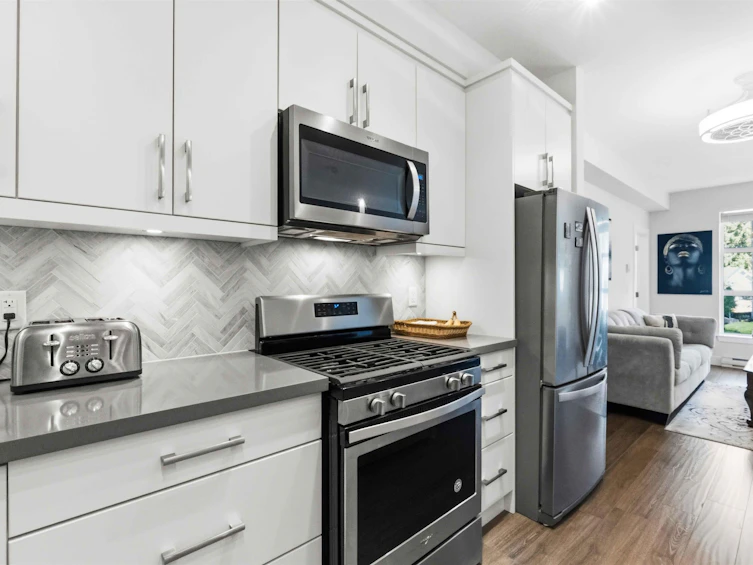 309-14605 Mcdougall Drive, Surrey, BC, V4P 0G7 - 22