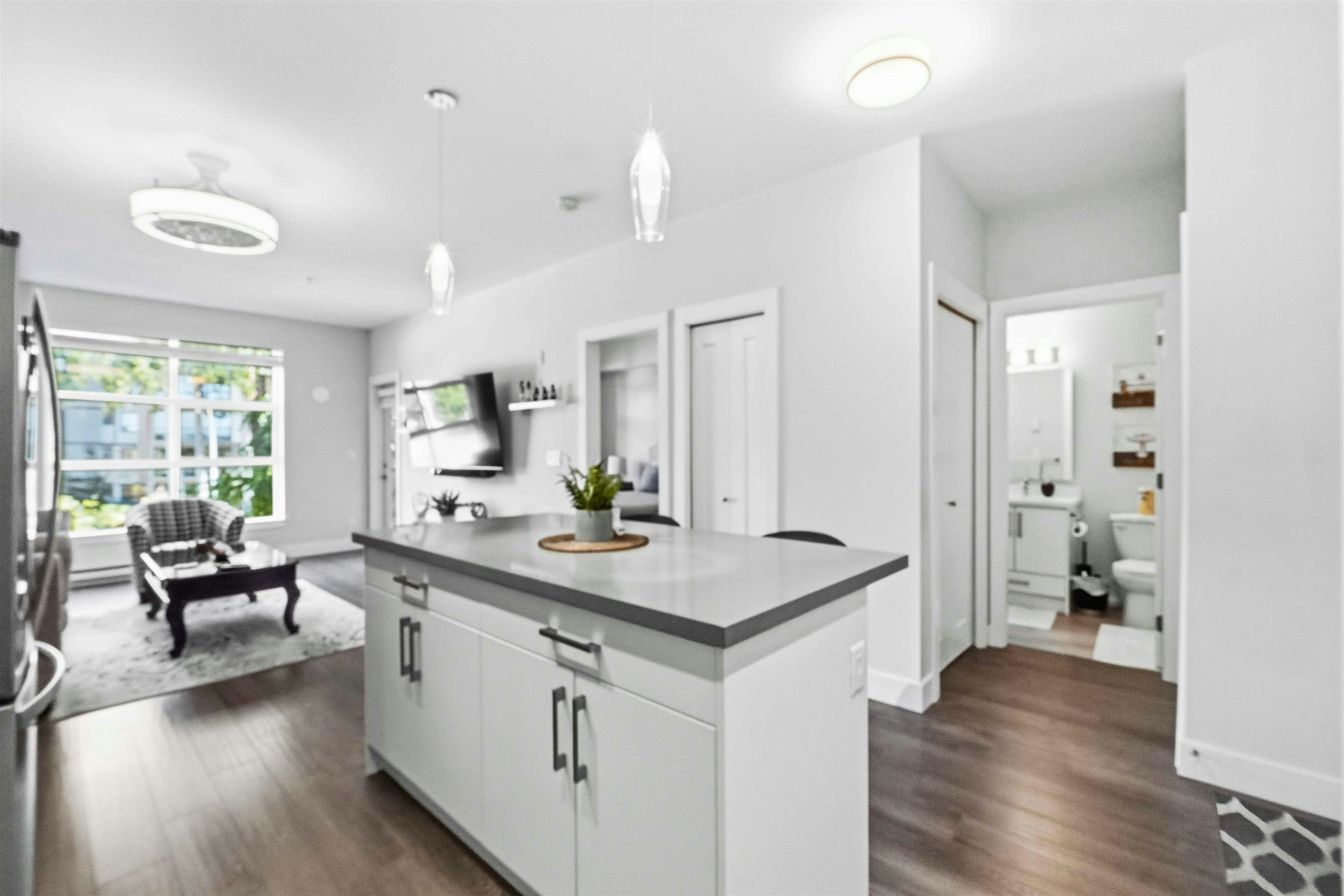 309-14605 Mcdougall Drive, Surrey, BC, V4P 0G7 - 5