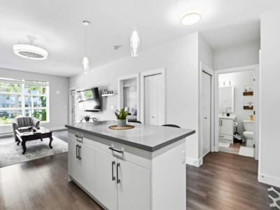 309-14605 Mcdougall Drive - 5