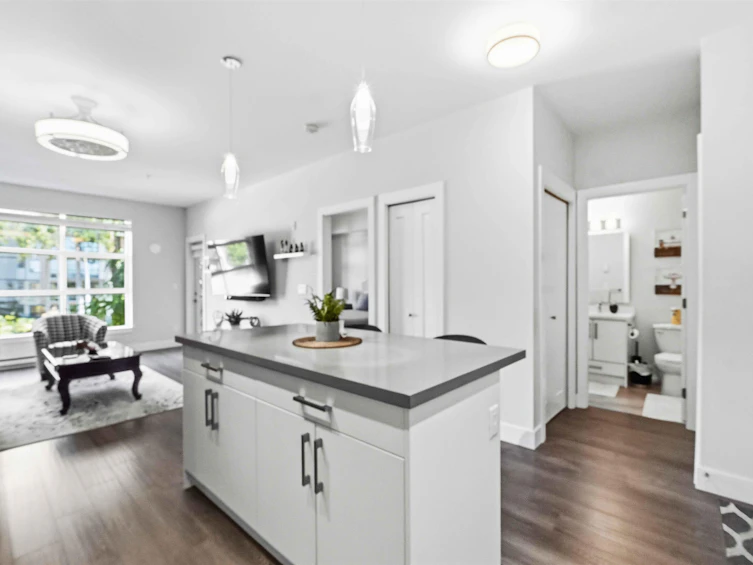 309-14605 Mcdougall Drive, Surrey, BC, V4P 0G7 - 5