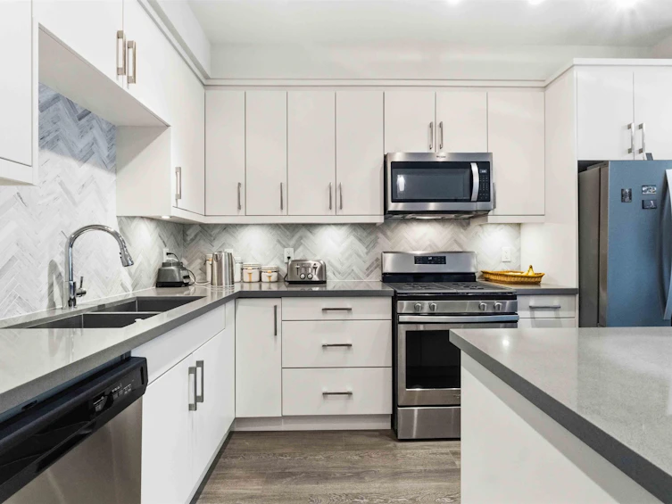 309-14605 Mcdougall Drive, Surrey, BC, V4P 0G7 - 23