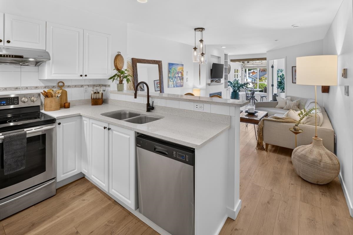 309-760 Kingsway - 2