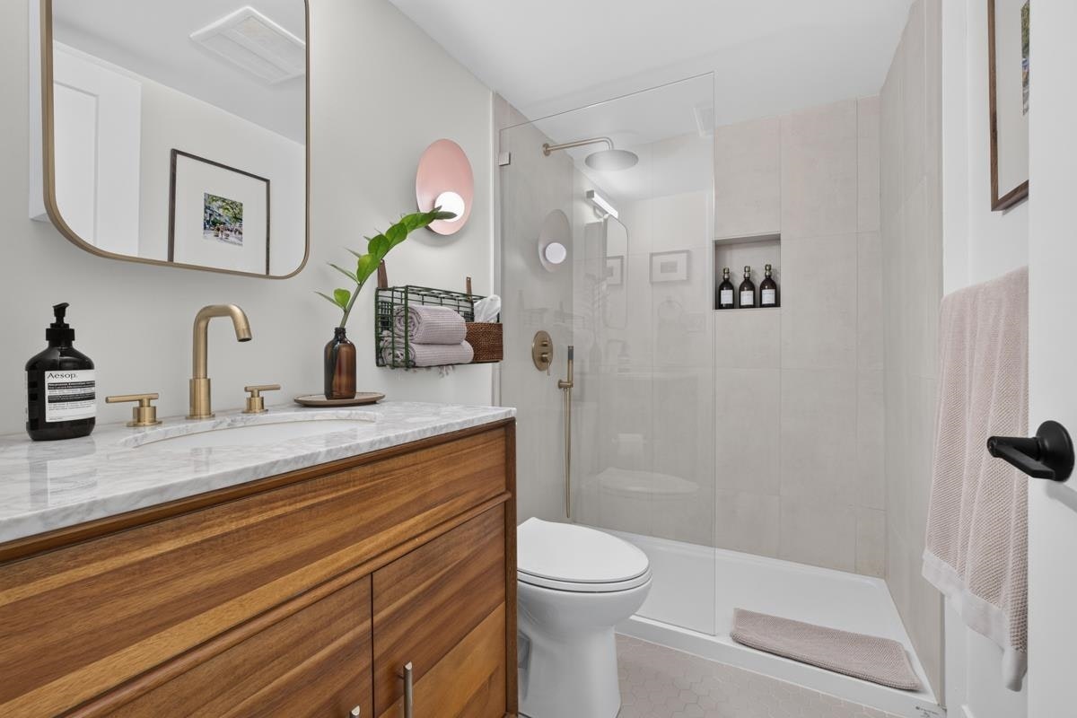 309-760 Kingsway, Vancouver, BC, V5V 3C1 - 18