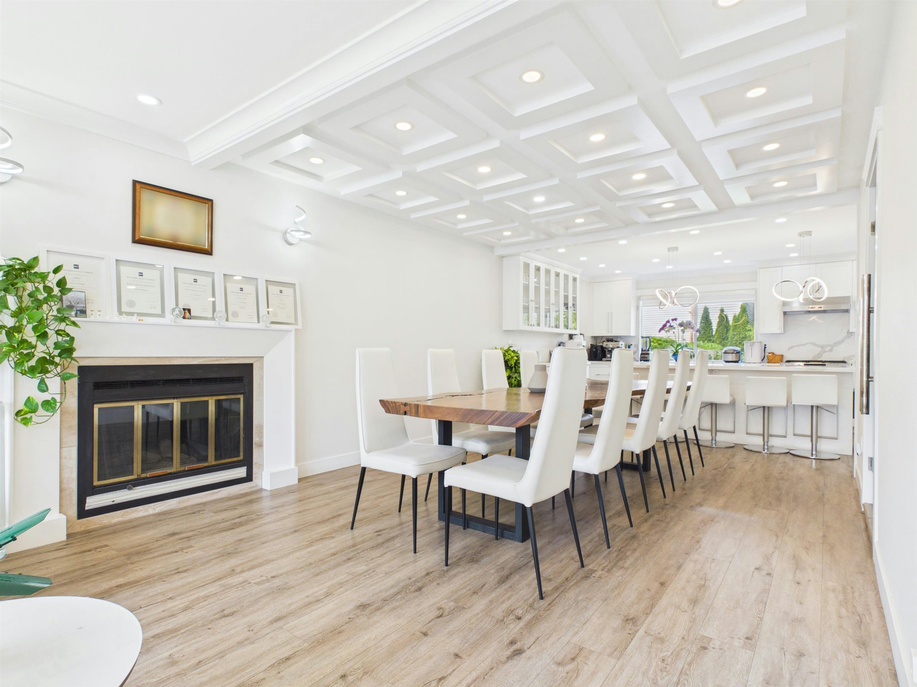 431 Ewen Avenue - 4
