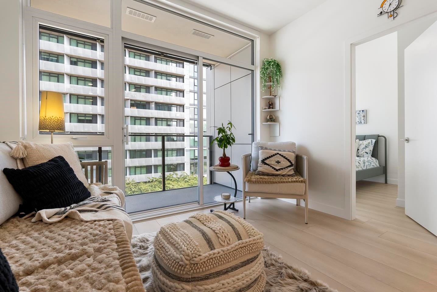 411-13573 98a Avenue, Surrey, BC, V3T 0X1