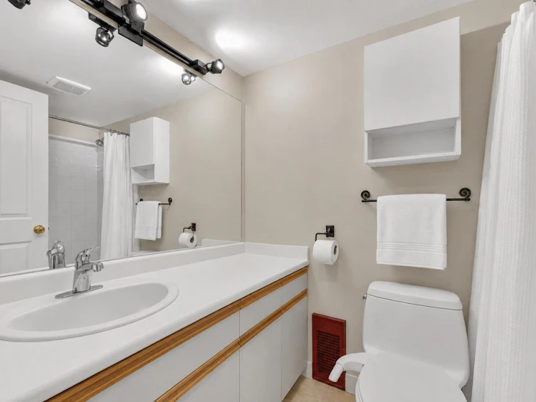 329-1215 Lansdowne Drive, Coquitlam, BC, V3E 2P6 - 18