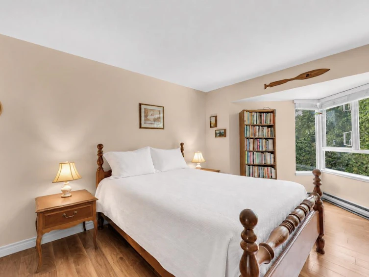 329-1215 Lansdowne Drive, Coquitlam, BC, V3E 2P6 - 11