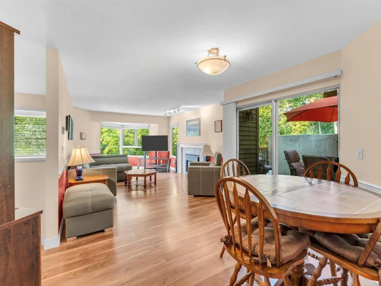 329-1215 Lansdowne Drive, Coquitlam, BC, V3E 2P6 - 5