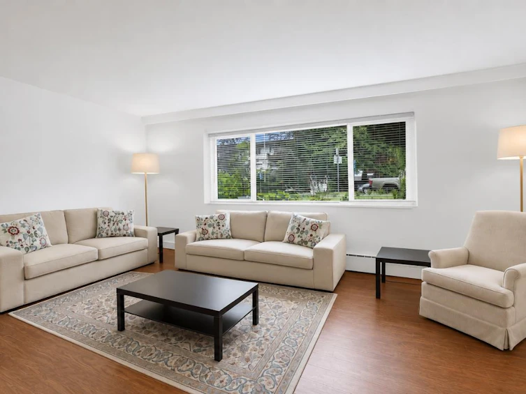 1-1420 Chesterfield Avenue, North Vancouver, BC, V7M 2N4 - 2