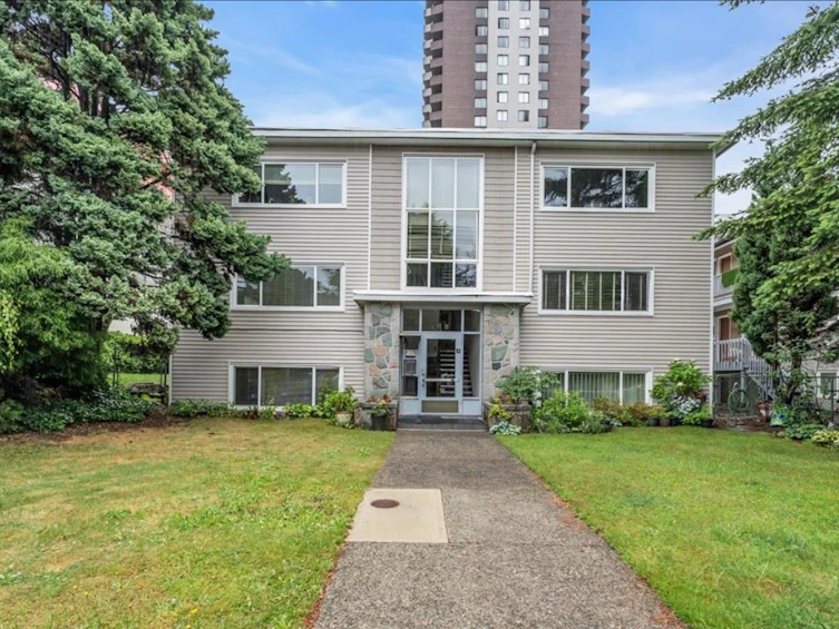 1-1420 Chesterfield Avenue, North Vancouver, BC, V7M 2N4