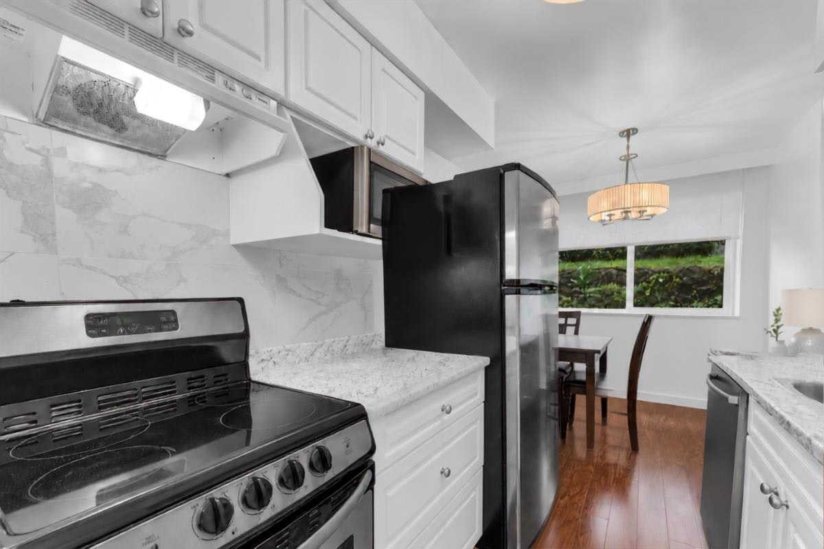 1-1420 Chesterfield Avenue, North Vancouver, BC, V7M 2N4 - 9