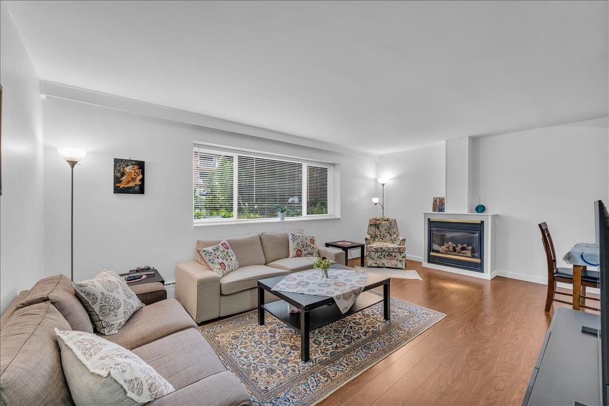 1-1420 Chesterfield Avenue, North Vancouver, BC, V7M 2N4 - 3