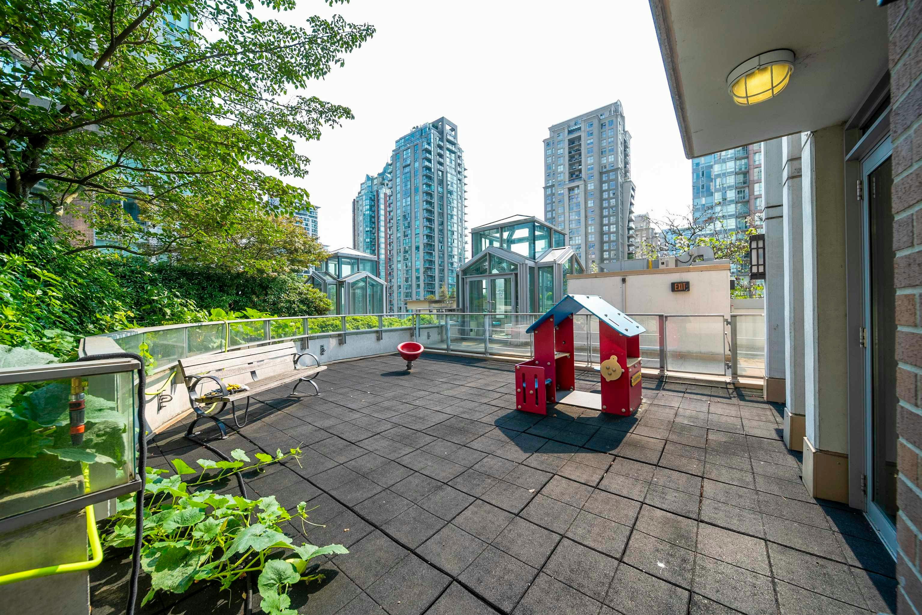 2101-565 Smithe Street, Vancouver, BC, V6B 0E4 - 23