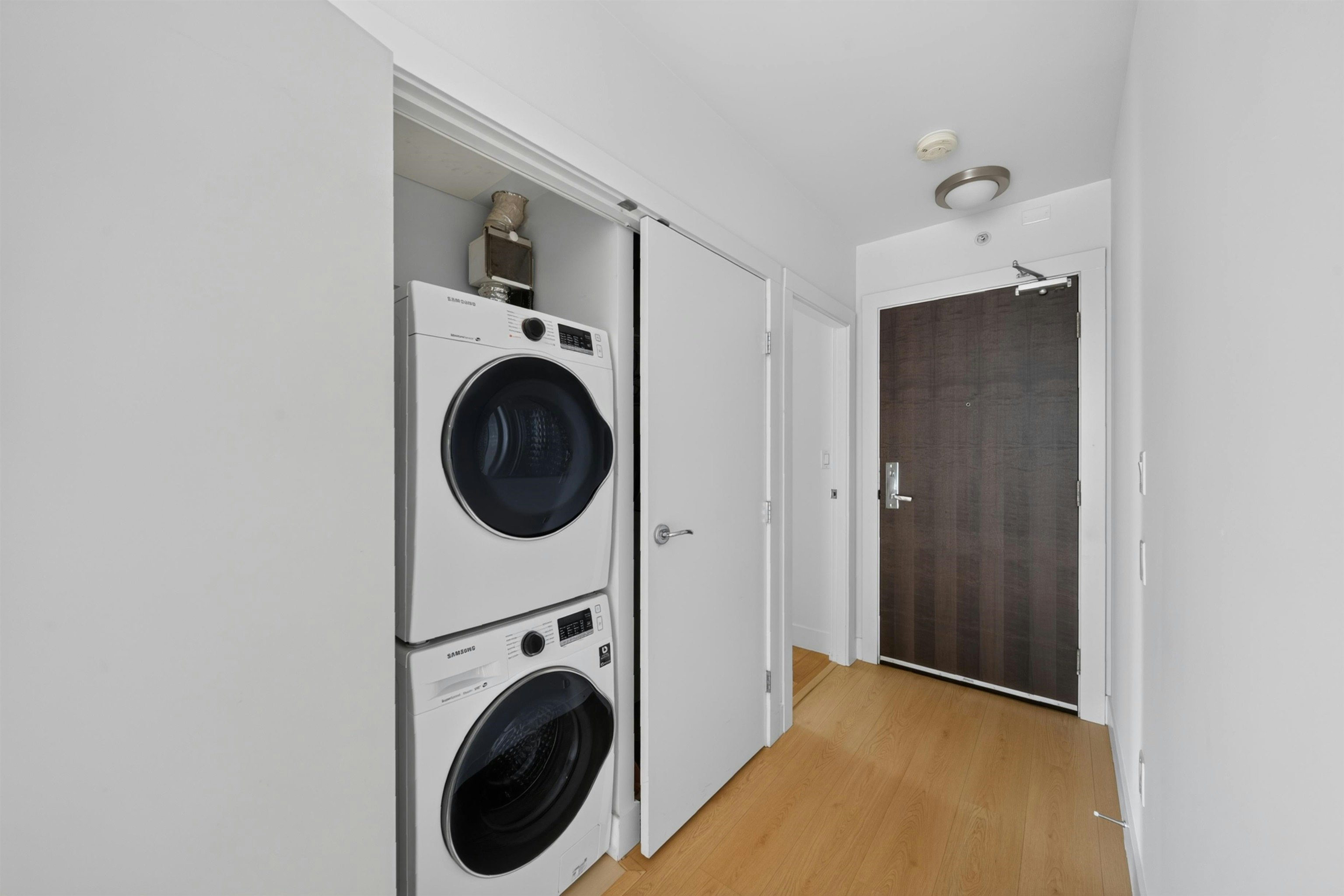 2101-565 Smithe Street, Vancouver, BC, V6B 0E4 - 14