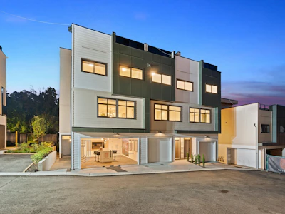 116-34588 Marshall Road - 3