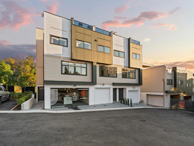 116-34588 Marshall Road - 2