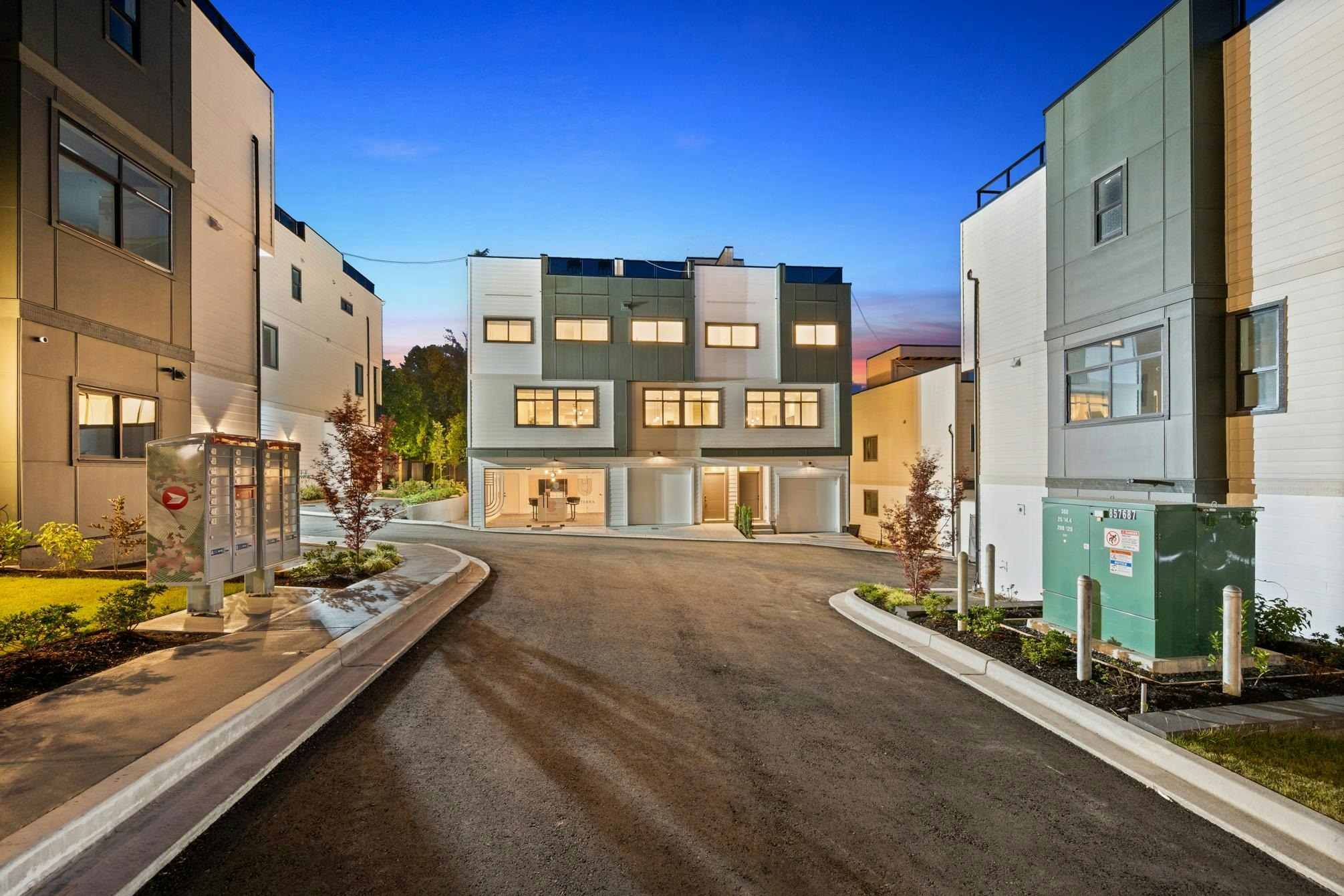 114-34588 Marshall Road - 4