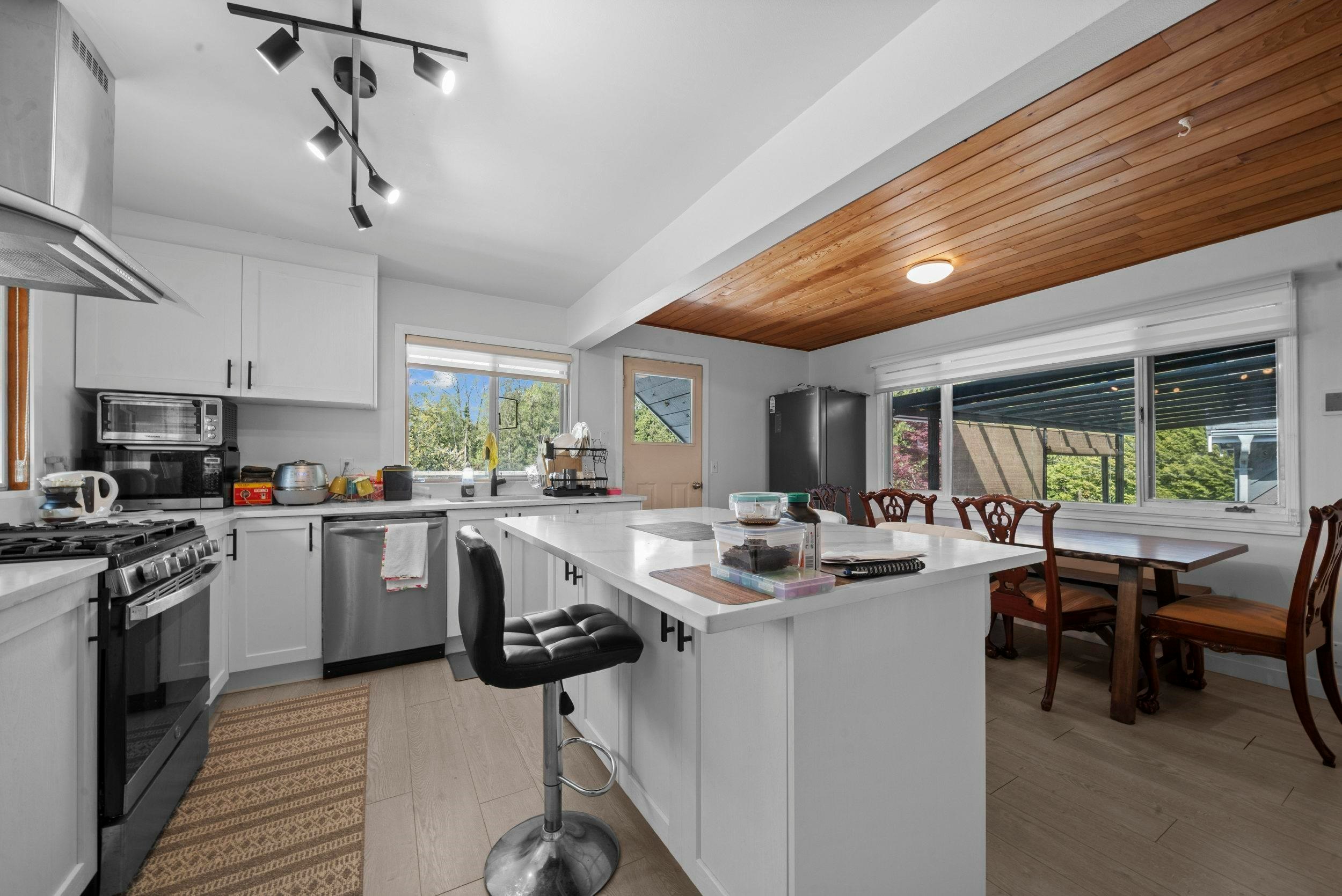 25412 58 Avenue, Langley, BC, V4W 1G7 - 17