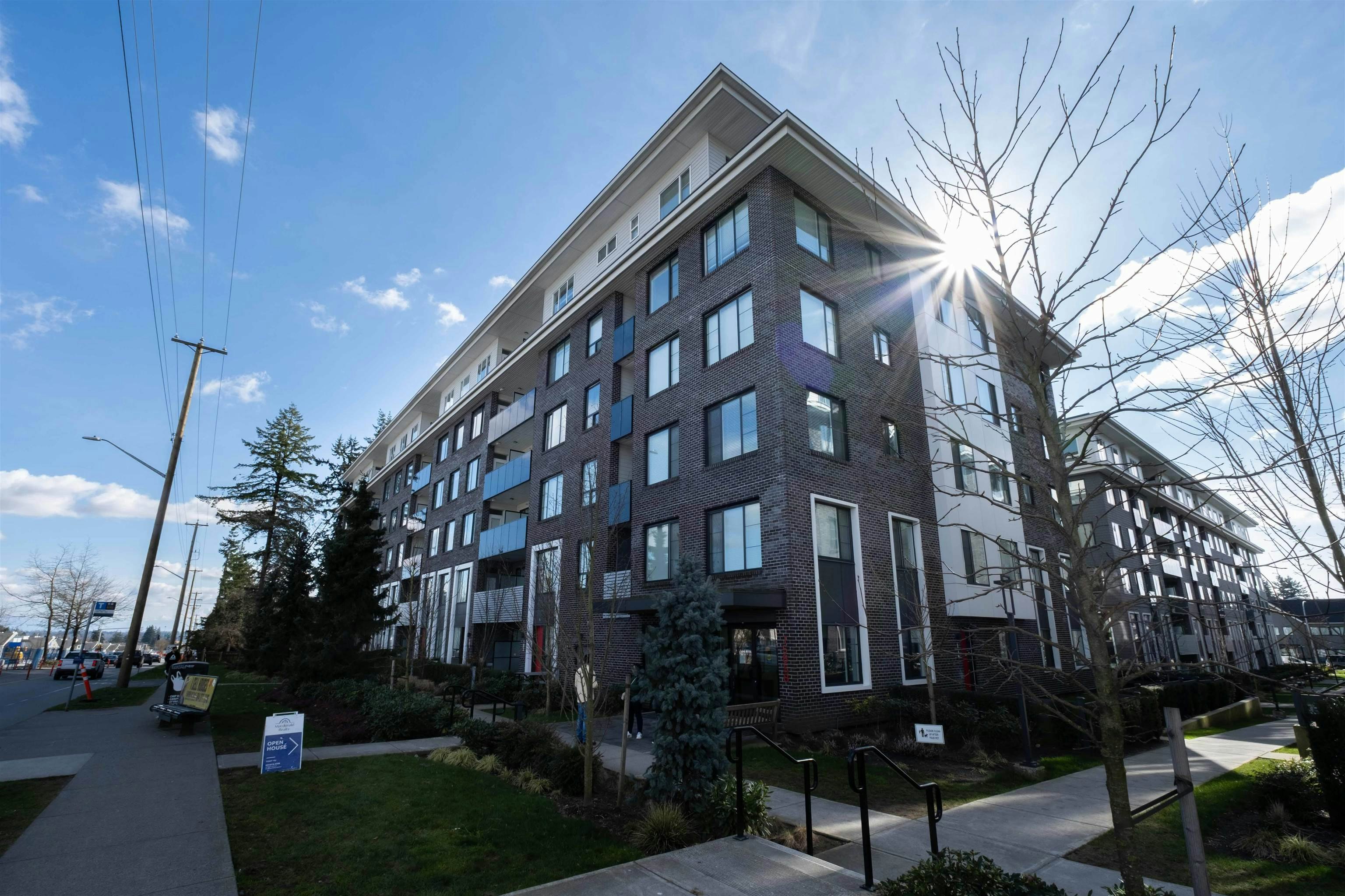 113-15858 Fraser Highway, Surrey, BC, V4N 6X4 - 18