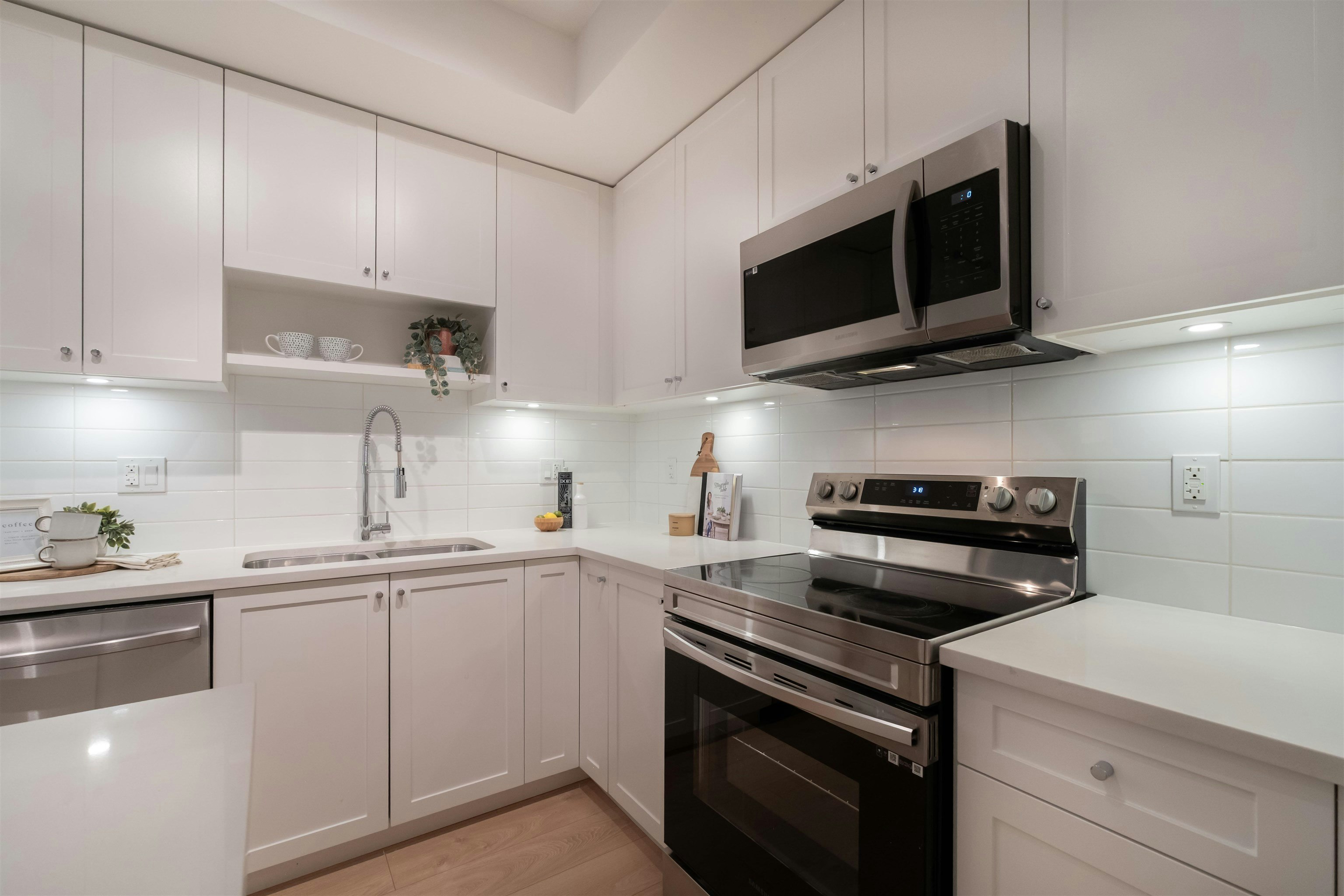 113-15858 Fraser Highway, Surrey, BC, V4N 6X4 - 8