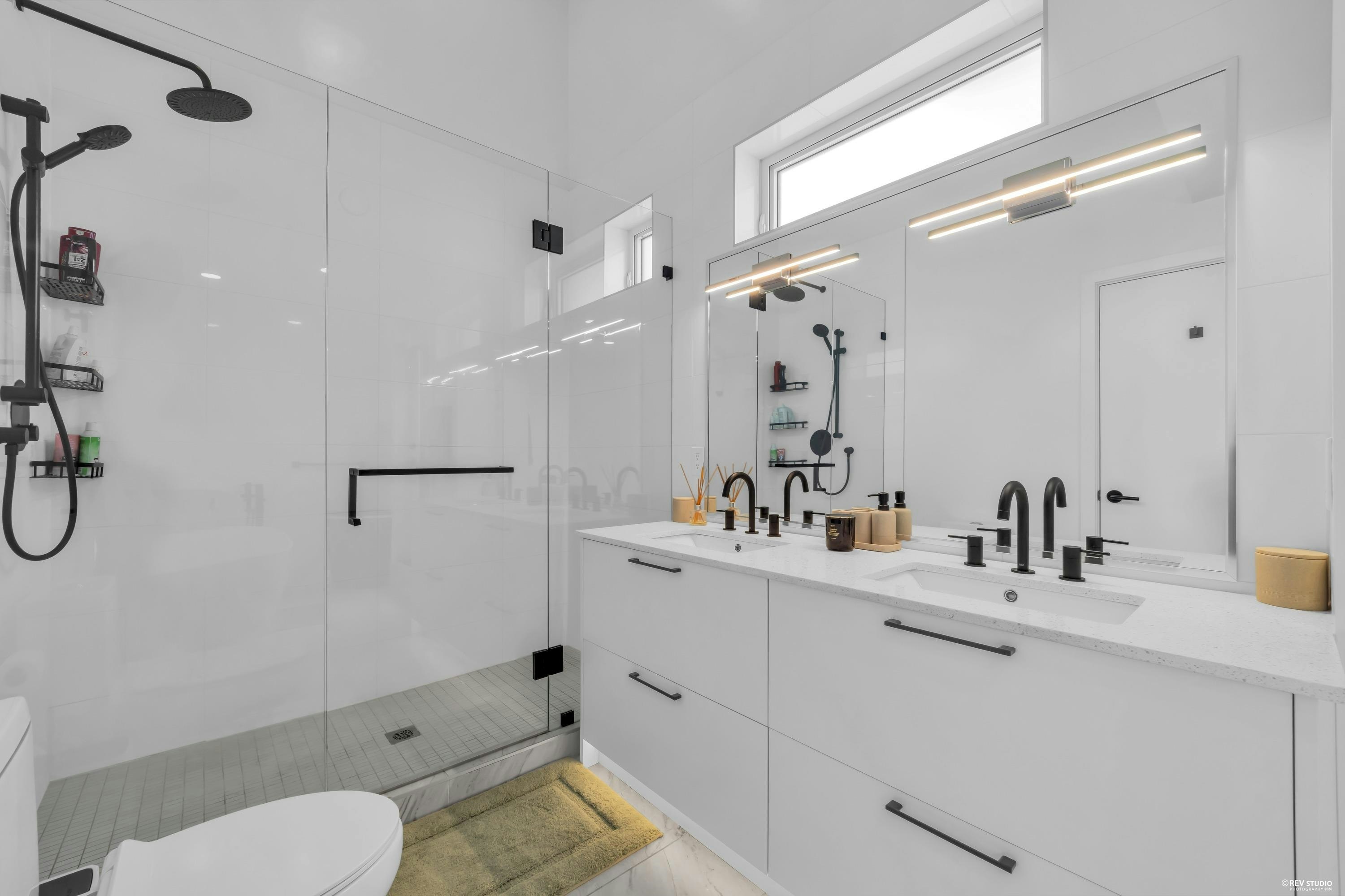 137-535 E 2nd Street, North Vancouver, BC, V7L 1E1 - 11
