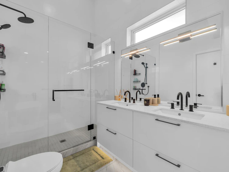 137-535 E 2nd Street, North Vancouver, BC, V7L 1E1 - 11