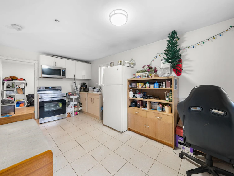 5174 Aberdeen Street, Vancouver, BC, V5R 4M3 - 27
