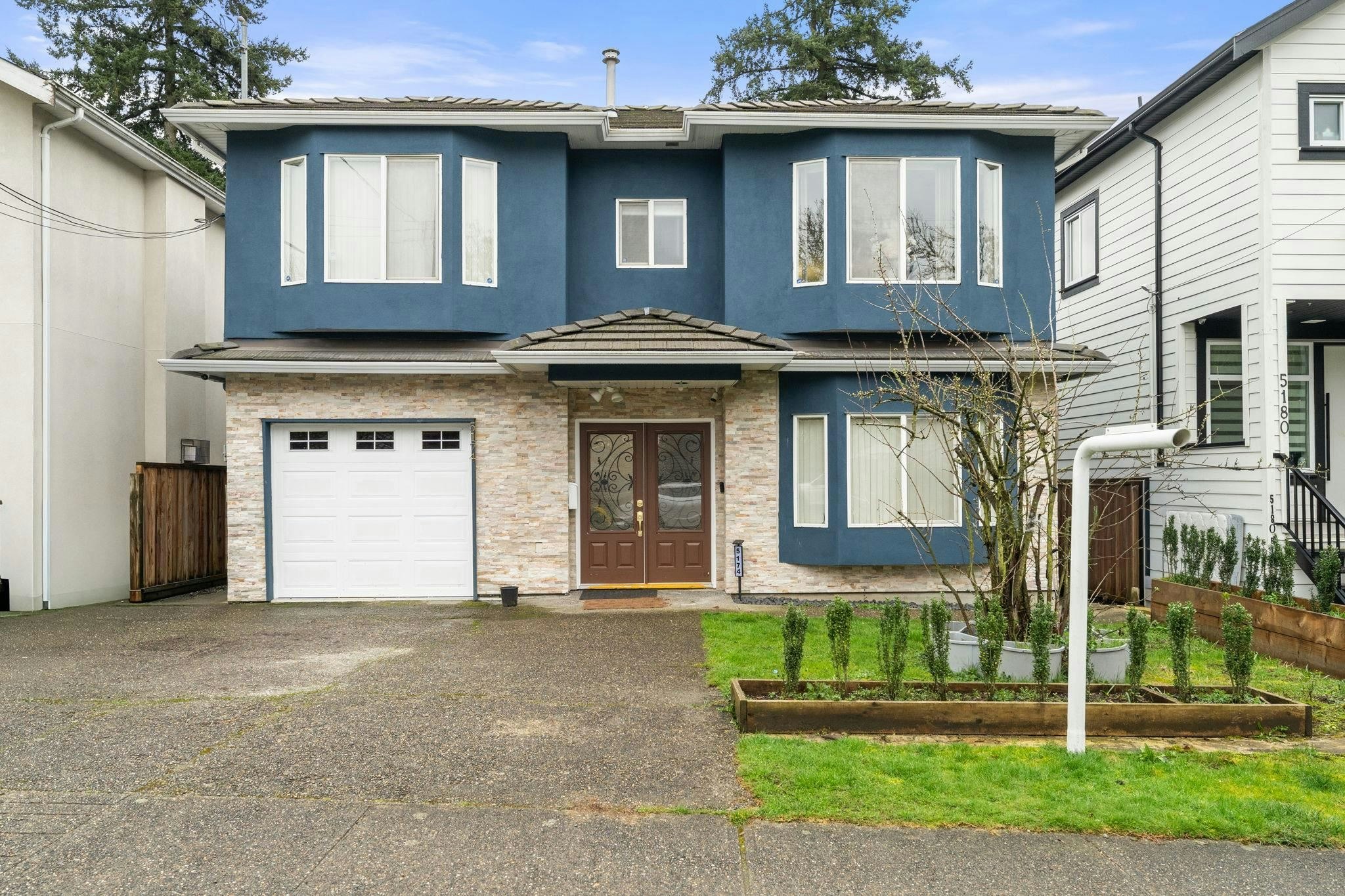 5174 Aberdeen Street, Vancouver, BC, V5R 4M3