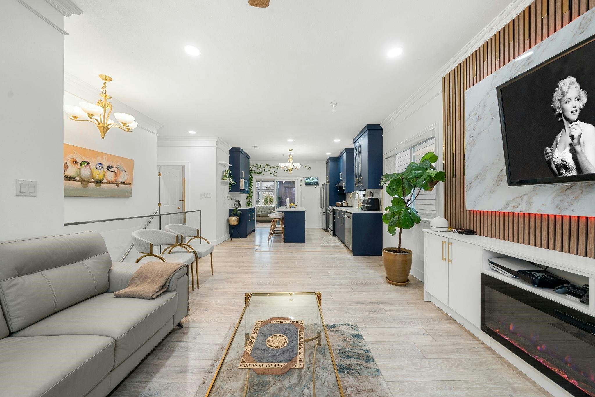 5174 Aberdeen Street, Vancouver, BC, V5R 4M3 - 4
