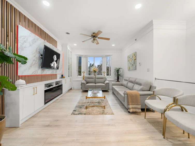 5174 Aberdeen Street, Vancouver, BC, V5R 4M3 - 2