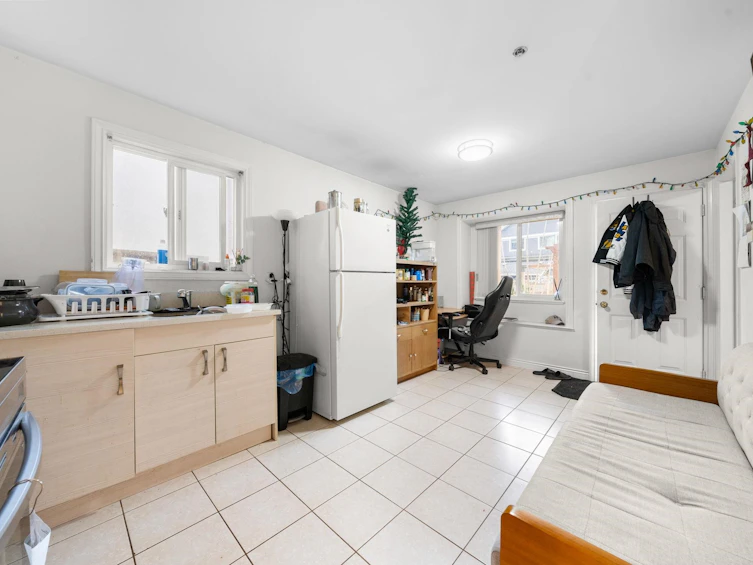 5174 Aberdeen Street, Vancouver, BC, V5R 4M3 - 30