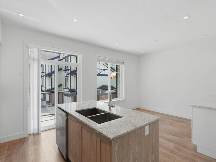 17-11188 72 Avenue, Delta, BC, V4E 0A5 - 18