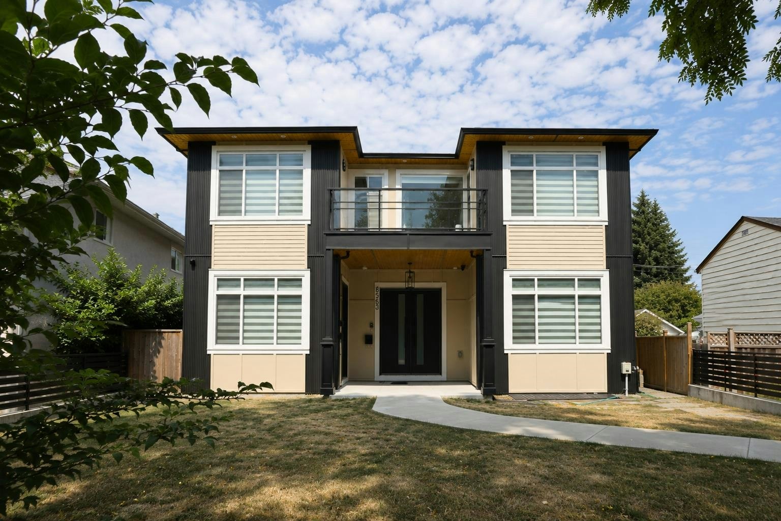 8563 11th Avenue, Burnaby, BC, V3N 2P6