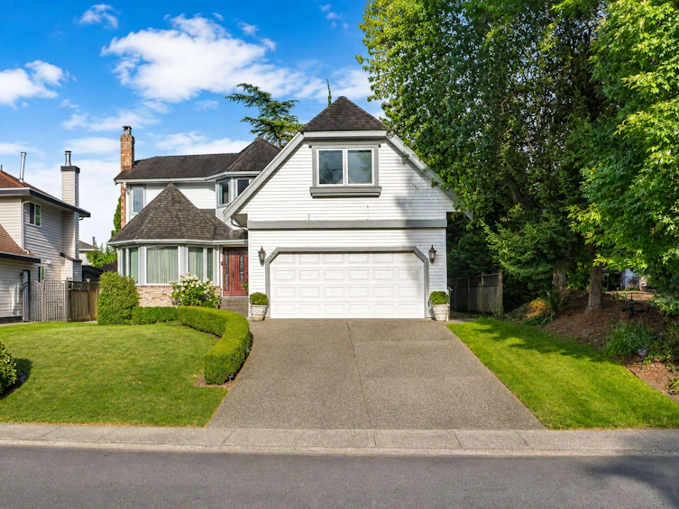 12612 215 Street, Maple Ridge, BC, V4R 2H3