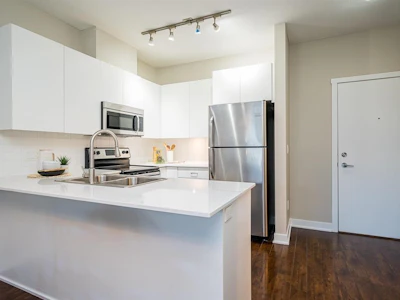 302-20460 Douglas Crescent - 4