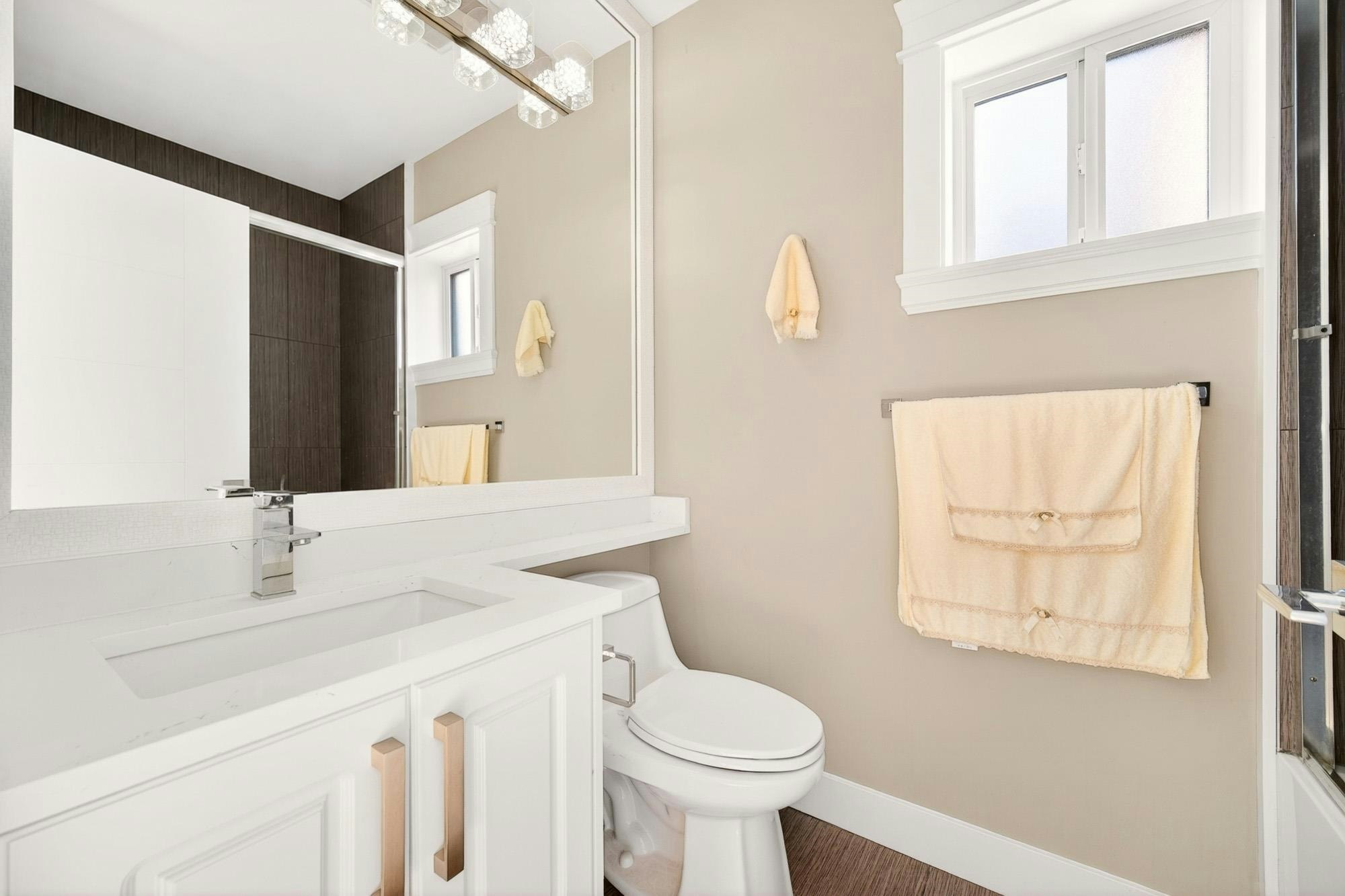 8068 Haig Street, Vancouver, BC, V6P 4R9 - 18