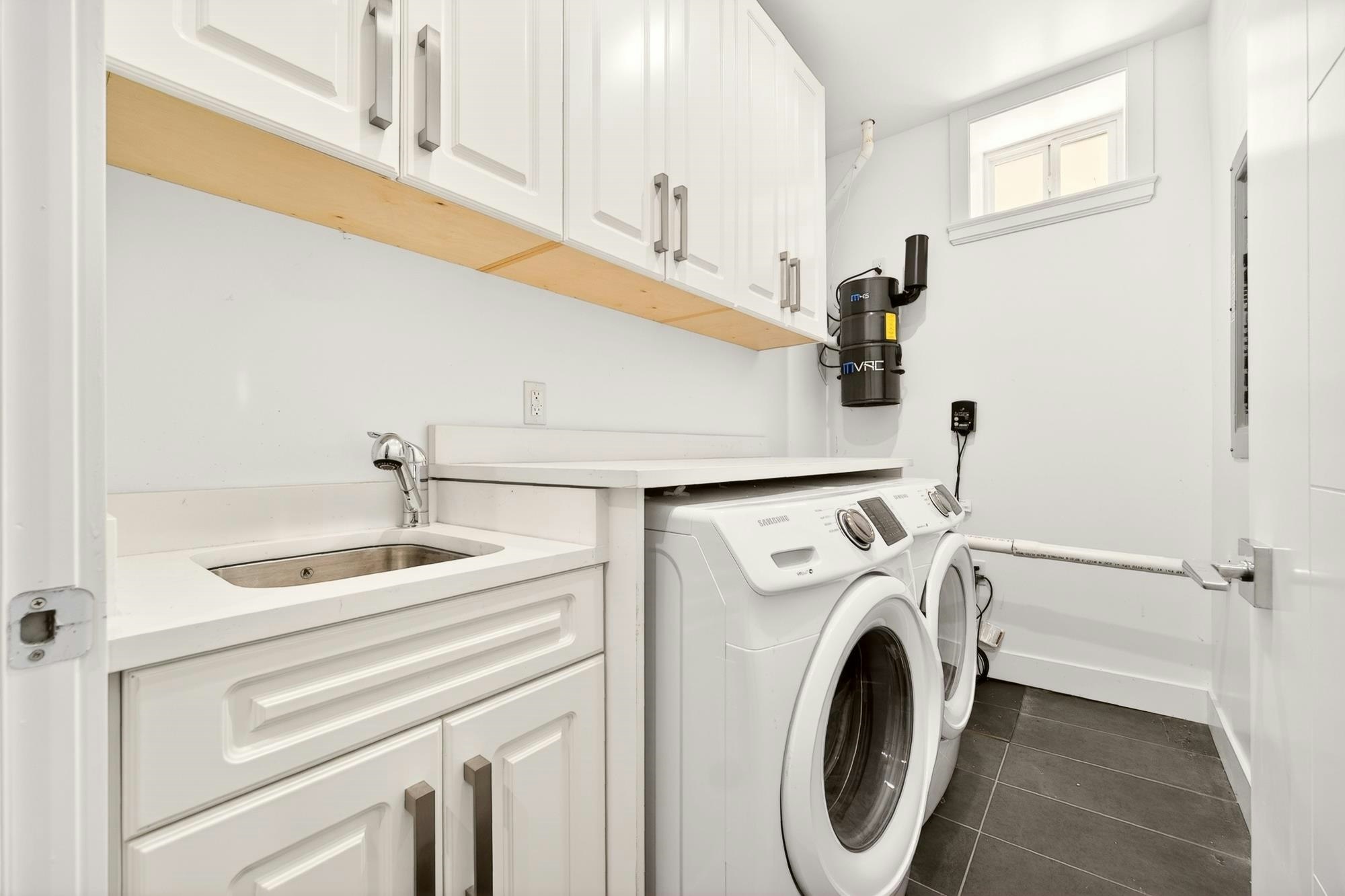 8068 Haig Street, Vancouver, BC, V6P 4R9 - 23