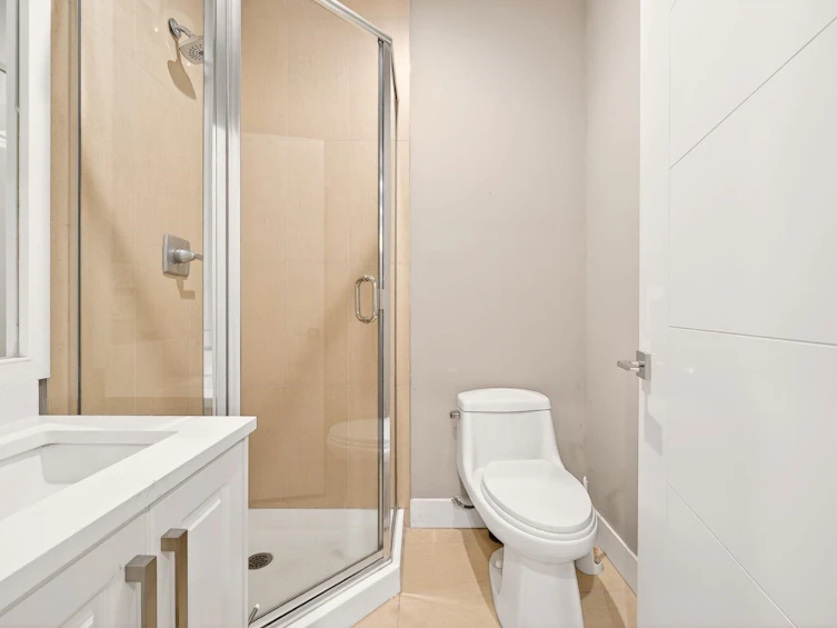 8068 Haig Street, Vancouver, BC, V6P 4R9 - 22