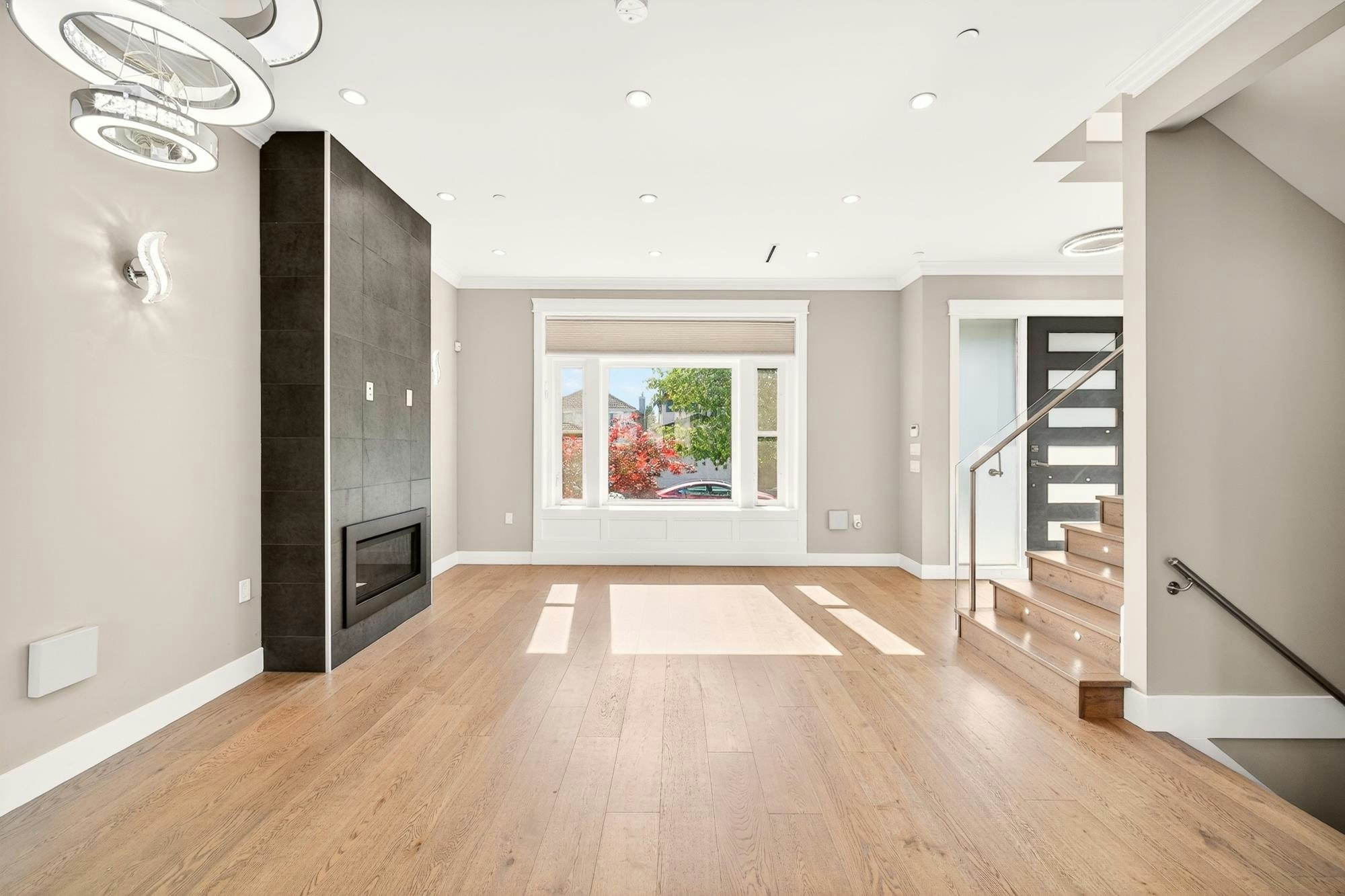 8068 Haig Street, Vancouver, BC, V6P 4R9 - 4