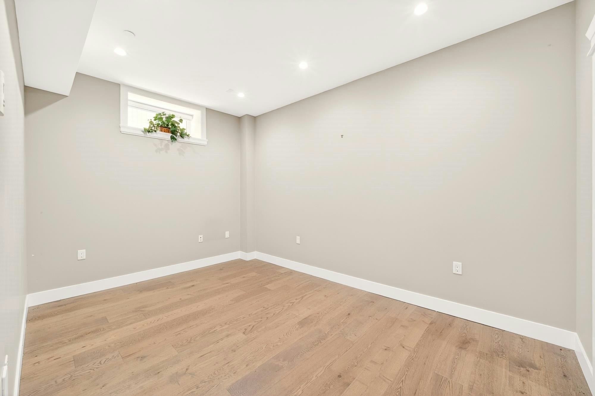 8068 Haig Street, Vancouver, BC, V6P 4R9 - 21