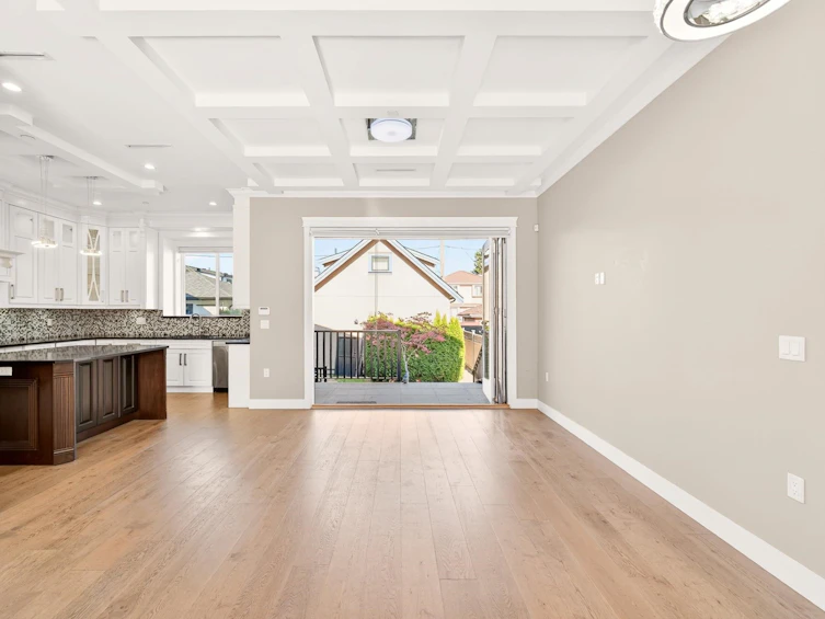 8068 Haig Street, Vancouver, BC, V6P 4R9 - 9