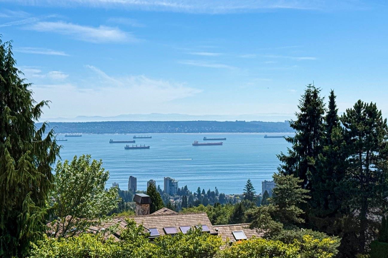 2390 Westhill Drive, West Vancouver, BC, V7S 2Z5 - 36