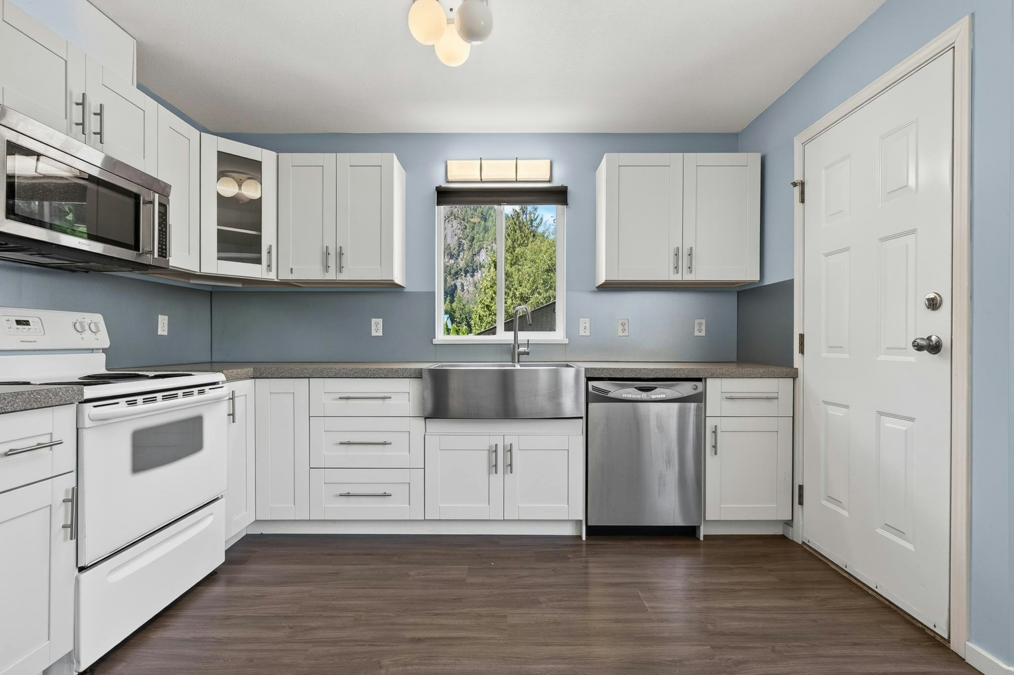 63909 Old Yale Road, Hope, BC, V0X 1L2 - 8