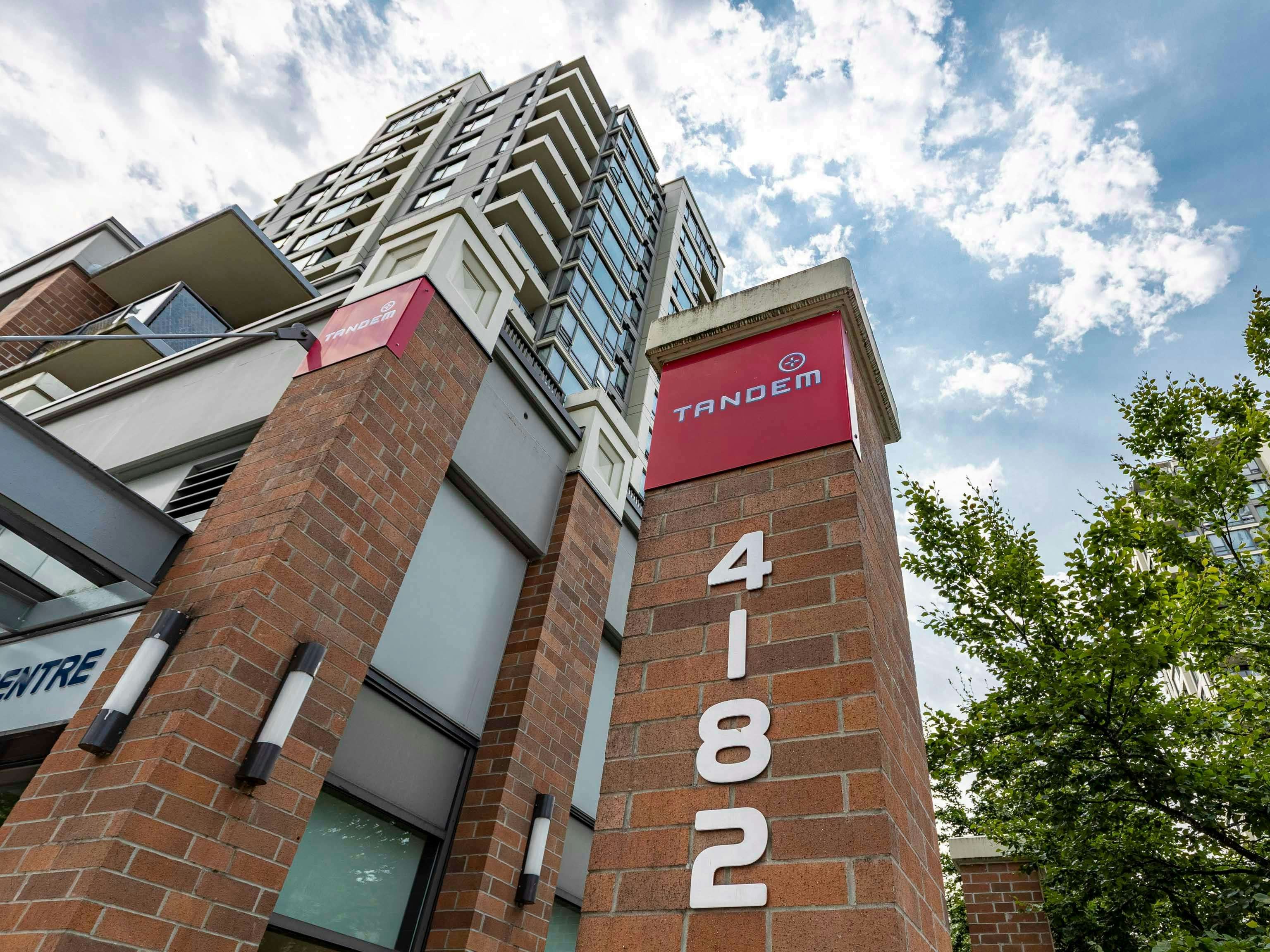 PH1-4182 Dawson Street - 5