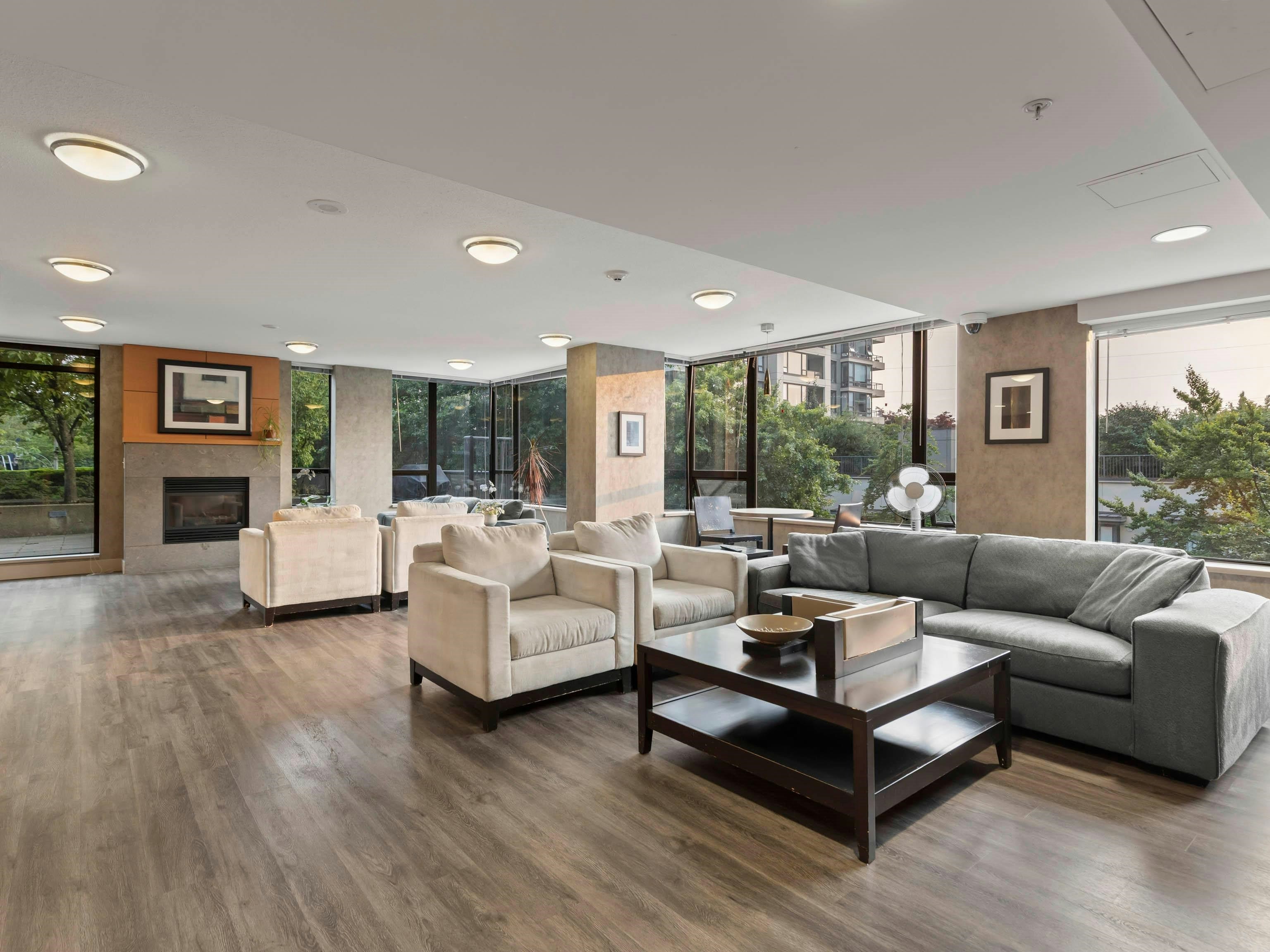 PH1-4182 Dawson Street - 3