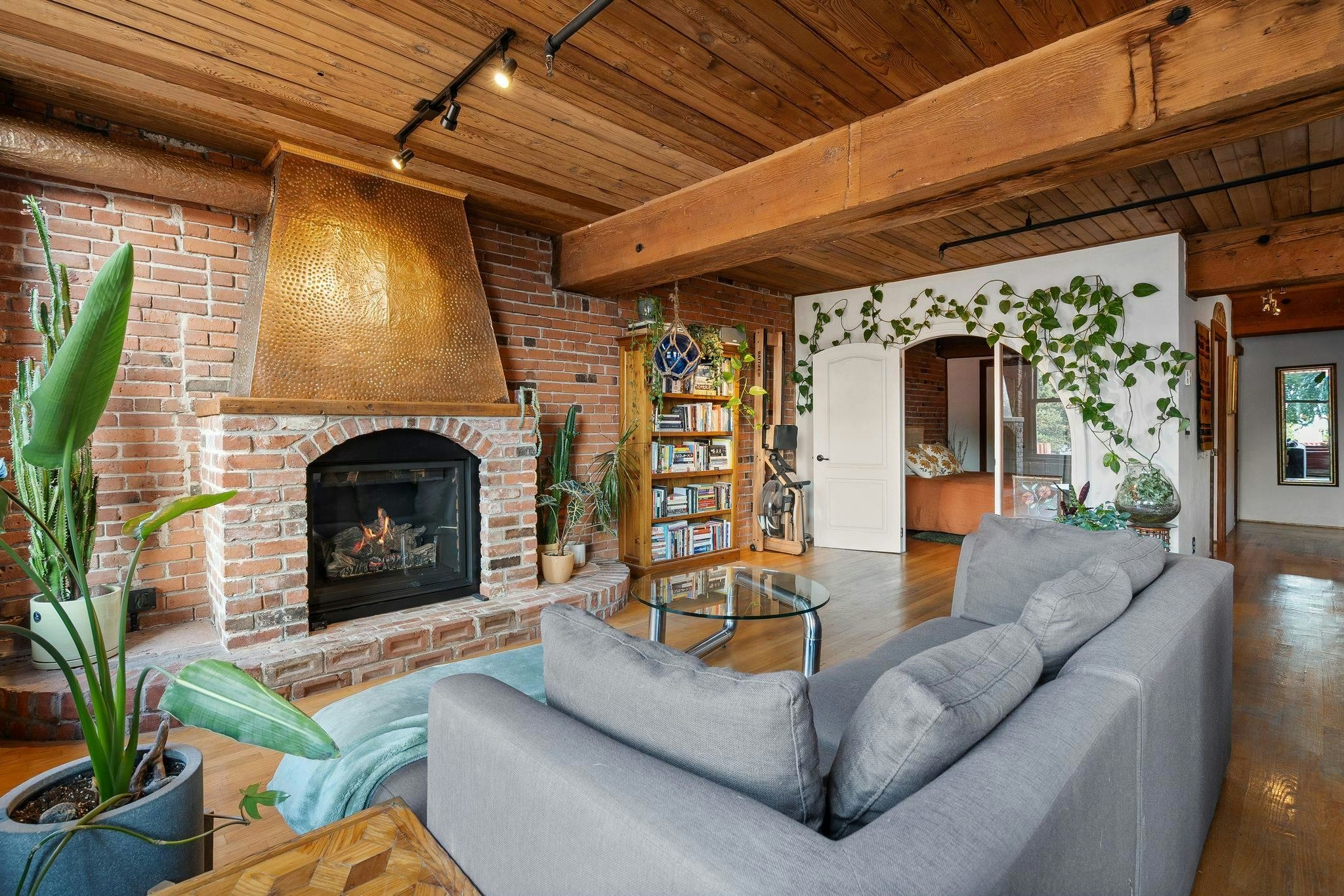 305-41 Alexander Street, Vancouver, BC, V6A 1B2 - 4