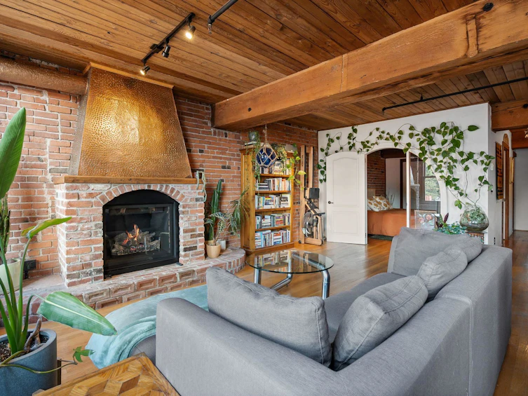 305-41 Alexander Street, Vancouver, BC, V6A 1B2 - 4
